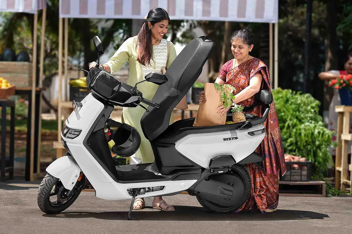 Why Ather 2025 Scooters Are the Smartest EVs on Indian Roads