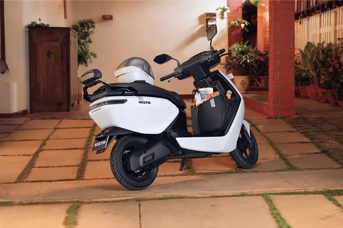 Why Ather Rizta 2025 is the Perfect Family EV Scooter India Has Been Waiting For